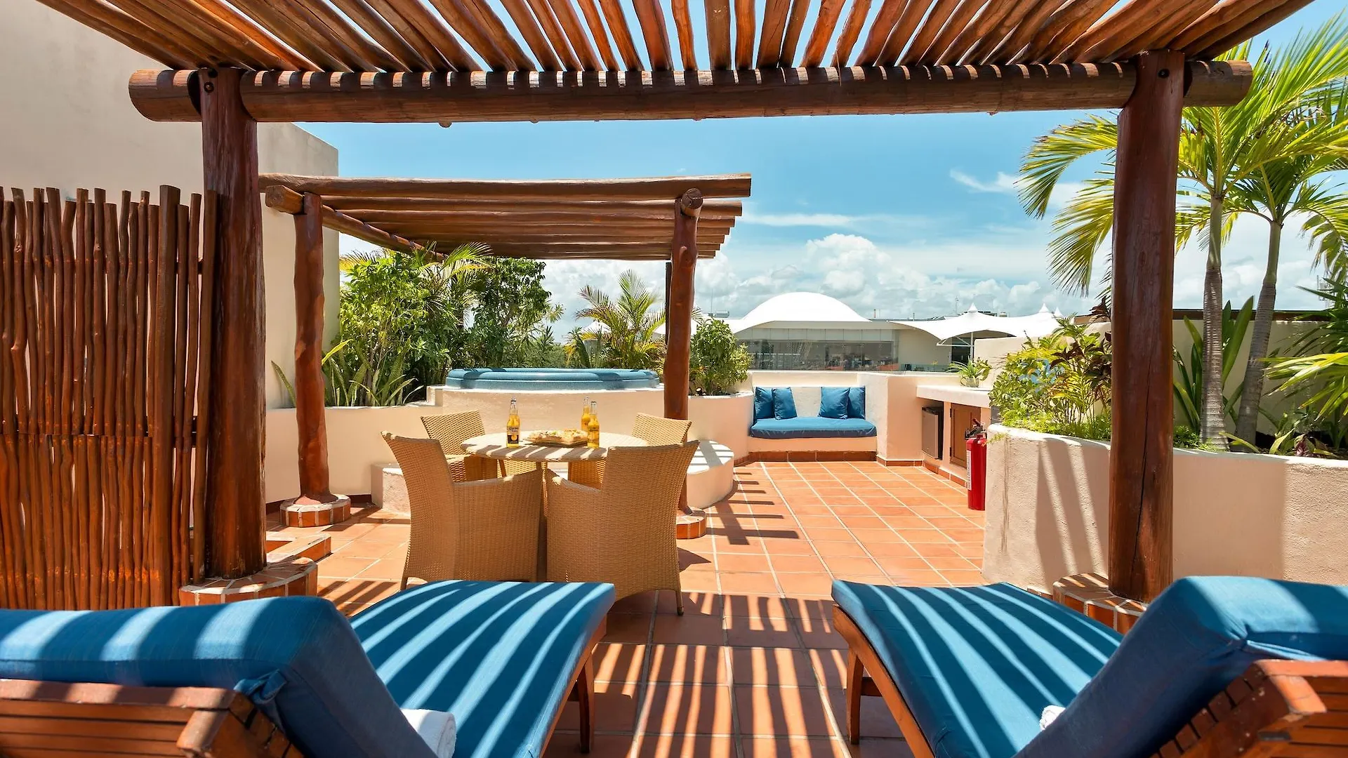 Porto Playa Condo Hotel And Beach Club Playa del Carmen