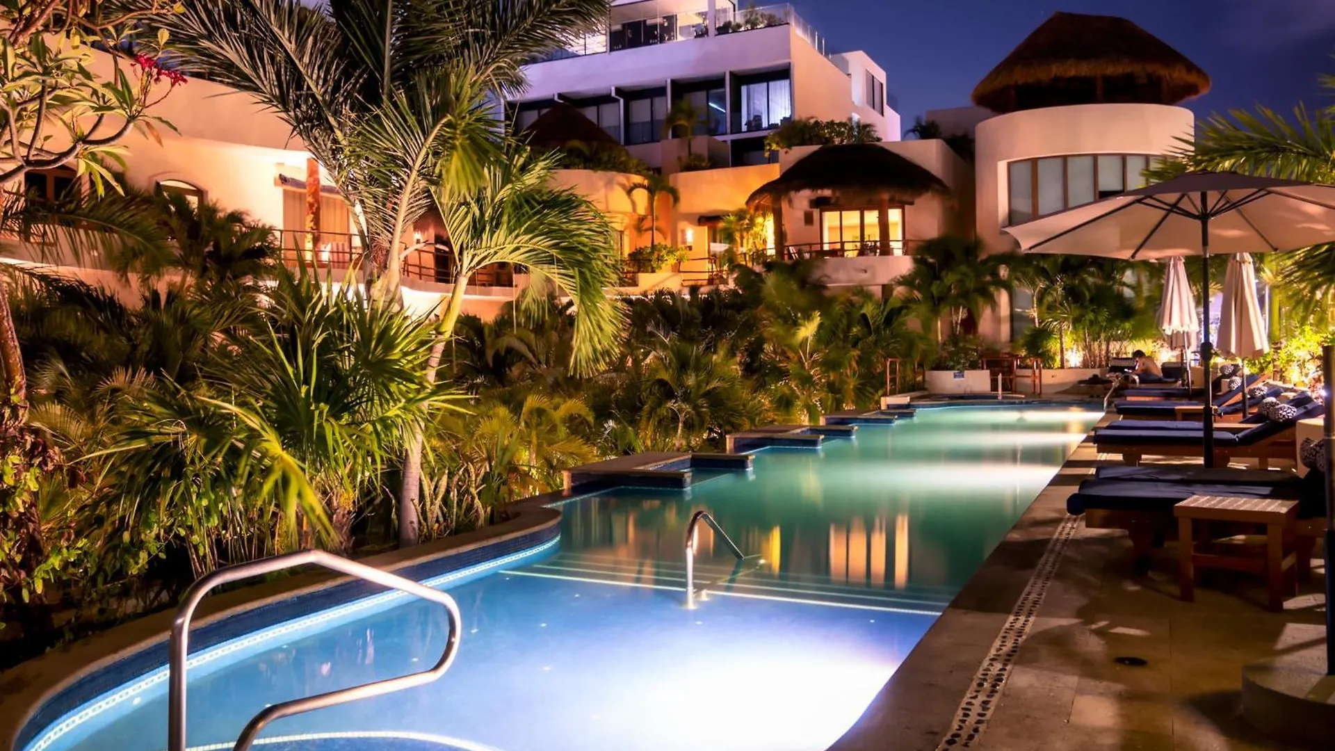 Porto Playa Condo Hotel And Beach Club Playa del Carmen 4*,